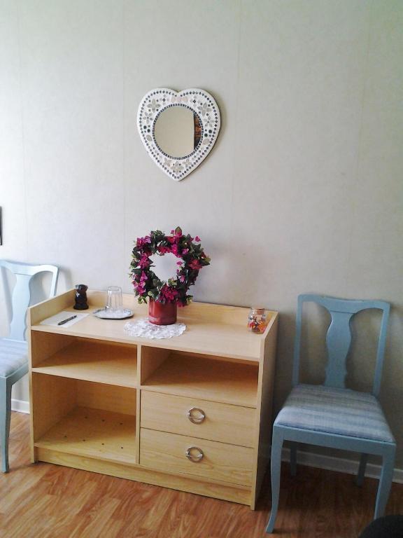 Christinas Gaestgifveri B&B Ervalla Kültér fotó