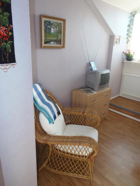 Christinas Gaestgifveri B&B Ervalla Szoba fotó