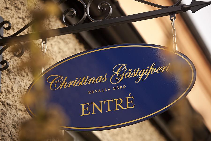 Christinas Gaestgifveri B&B Ervalla Kültér fotó