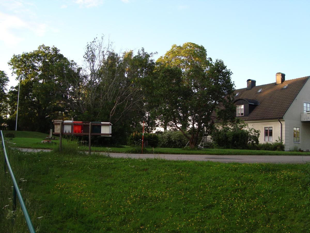 Christinas Gaestgifveri B&B Ervalla Kültér fotó