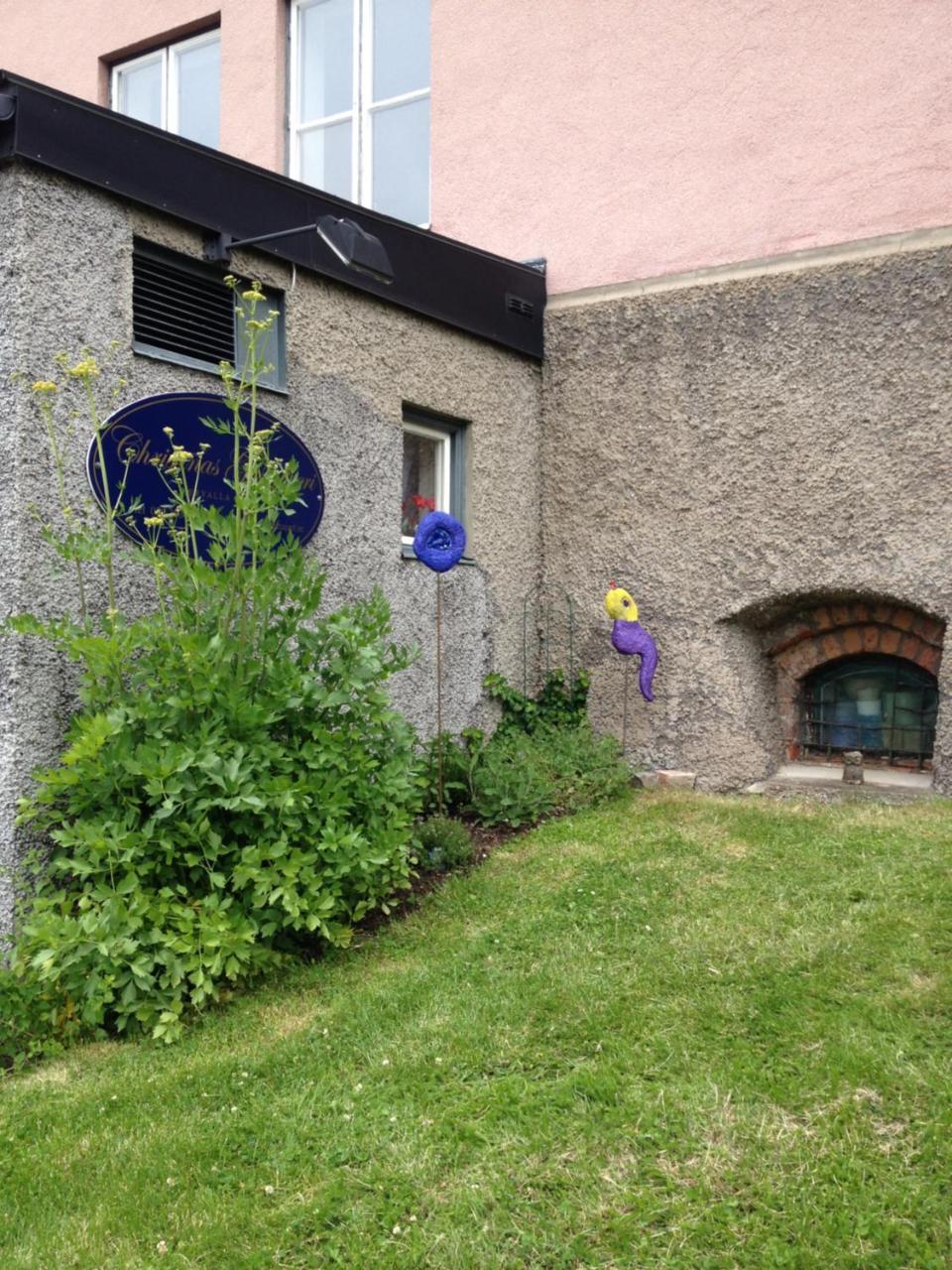 Christinas Gaestgifveri B&B Ervalla Kültér fotó
